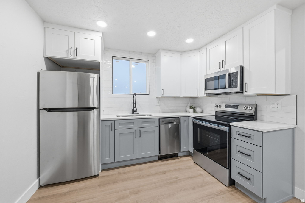 4736 W 5215 S Kearns, UT 84118