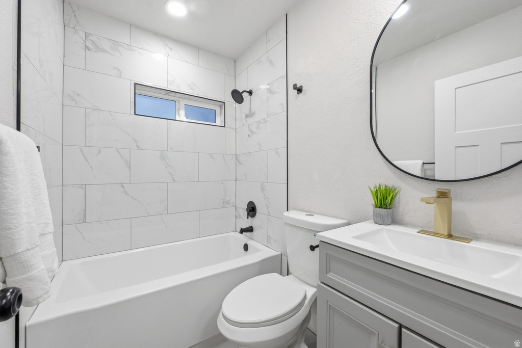 4736 W 5215 S Kearns, UT 84118