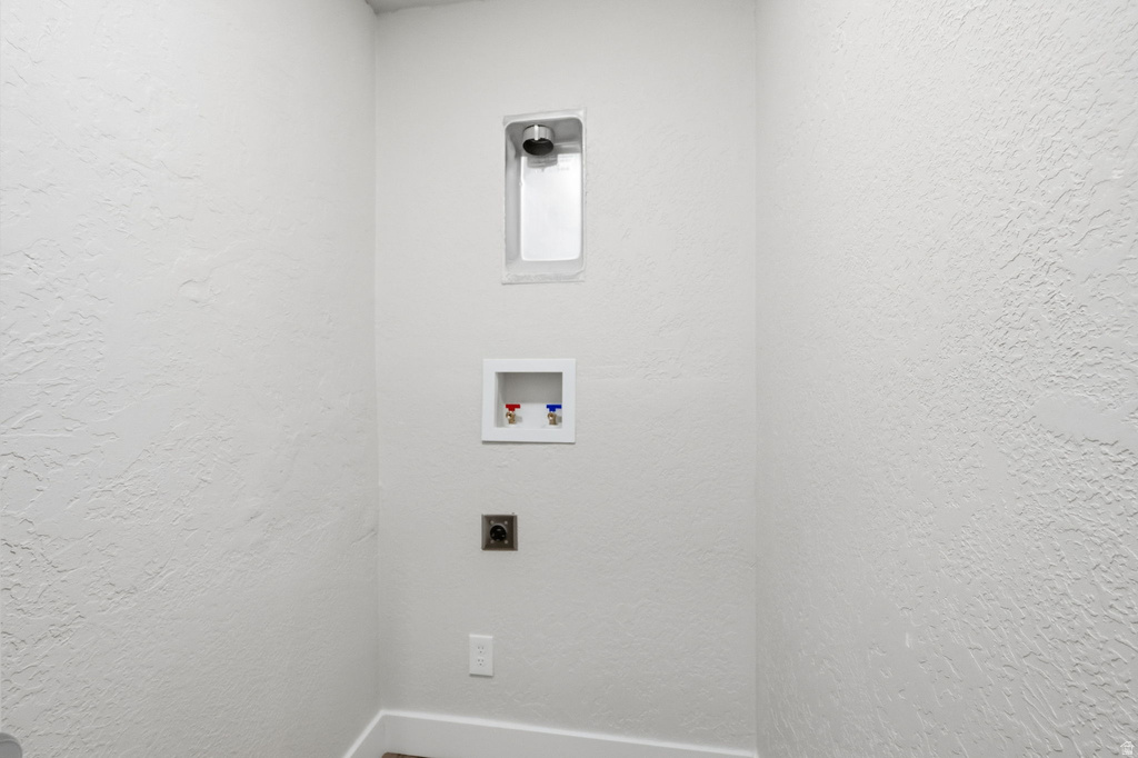 4736 W 5215 S Kearns, UT 84118