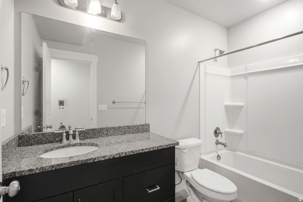 7926 N BRISTLECONE RD Eagle Mountain, UT 84005