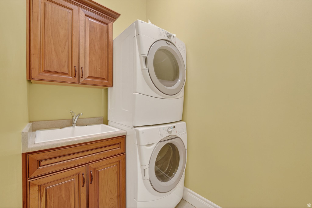 1492 W GREEN APPLE ST South Jordan, UT 84095