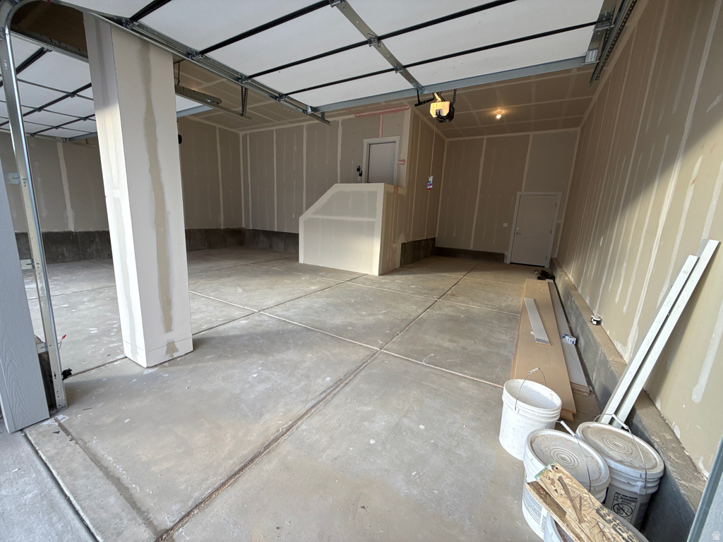 6371 S RAY DR #105 South Weber, UT 84405