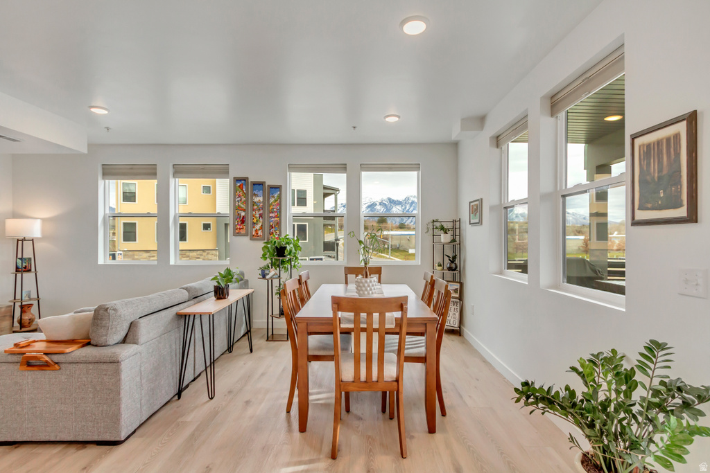 8392 S SKY MIRROR LN #203 Midvale, UT 84047