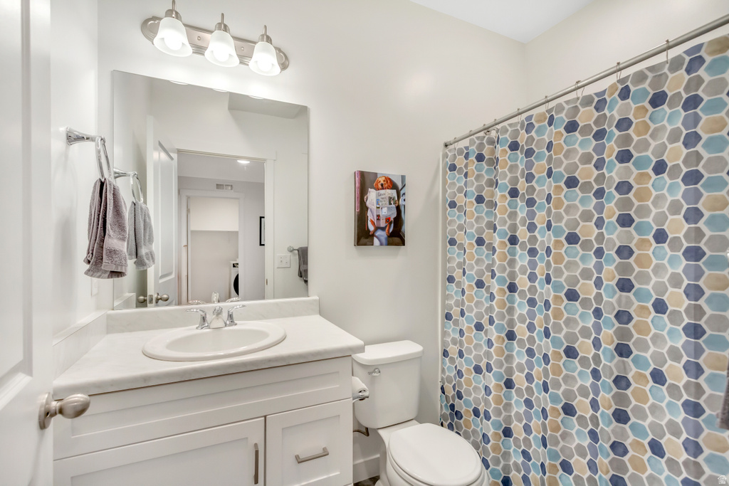 8392 S SKY MIRROR LN #203 Midvale, UT 84047