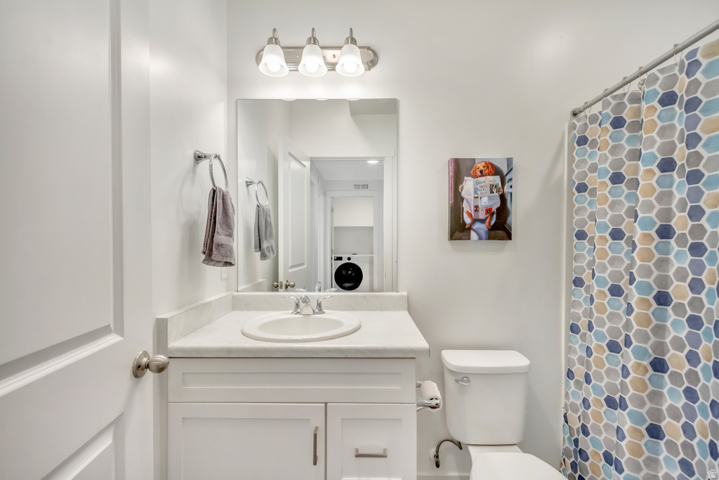 8392 S SKY MIRROR LN #203 Midvale, UT 84047