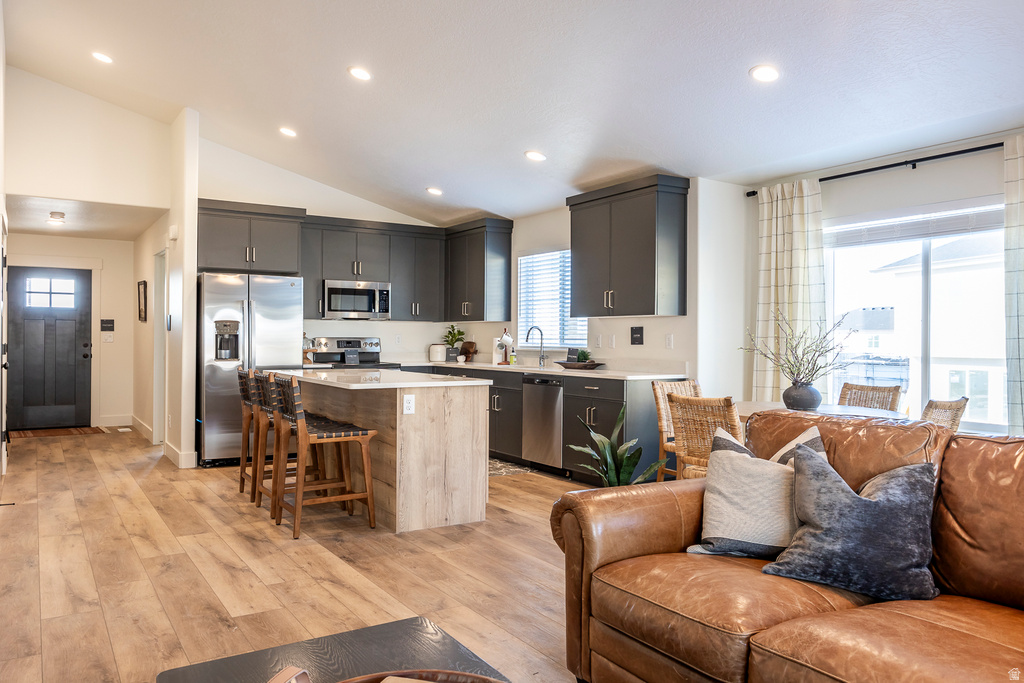 129 S 940 E Santaquin, UT 84655