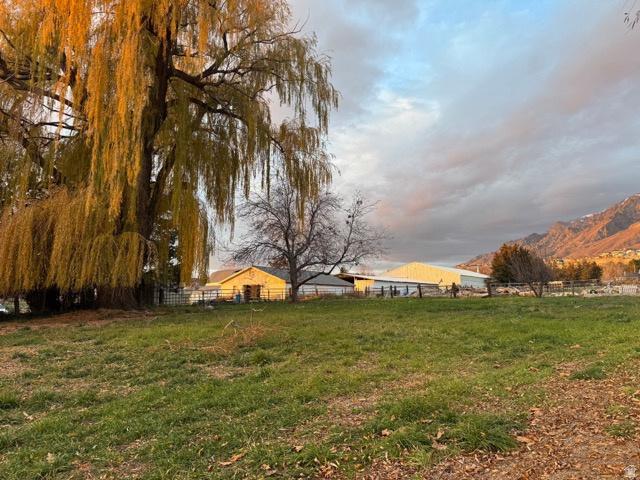 210 E LOMOND VIEW DR North Ogden, UT 84414