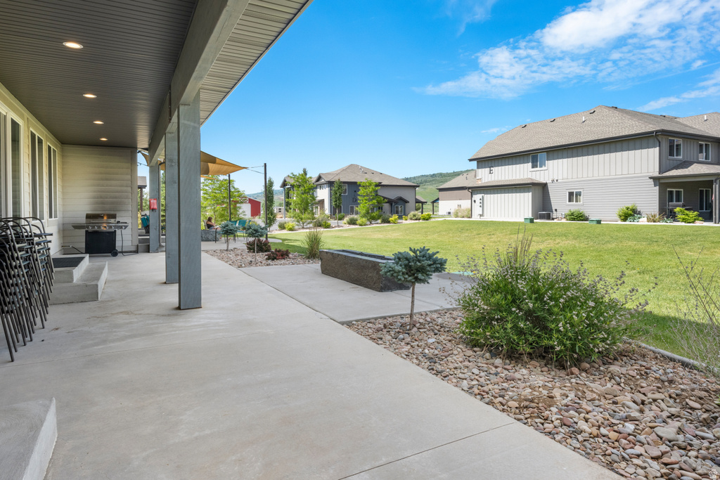 175 S BLUE TOPAZ ST Garden City, UT 84028