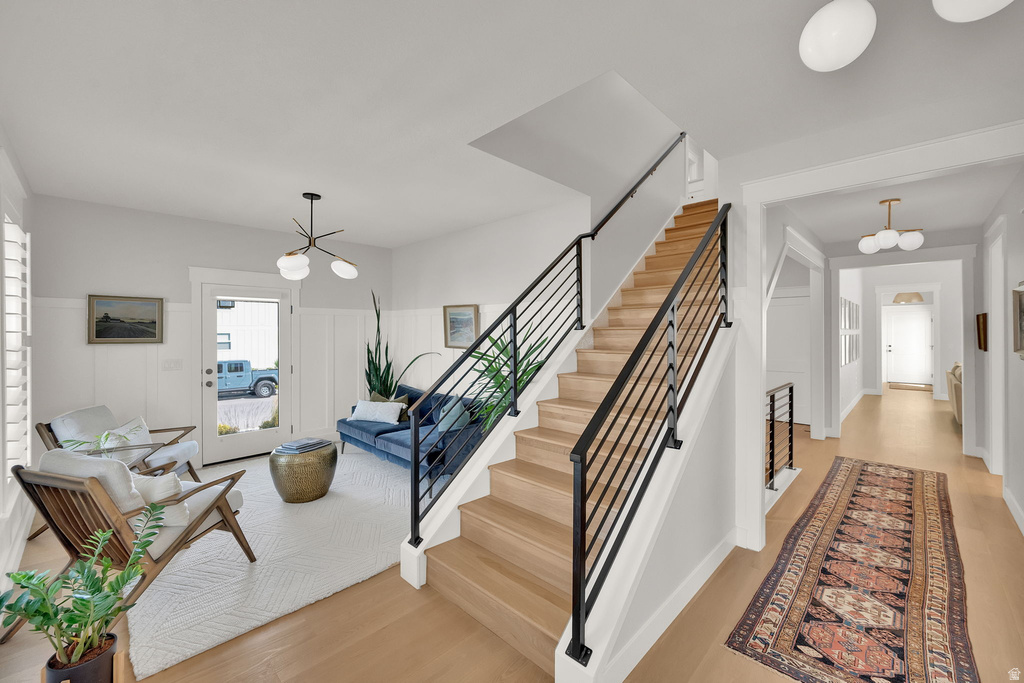 6889 W LAKE AVE South Jordan, UT 84009