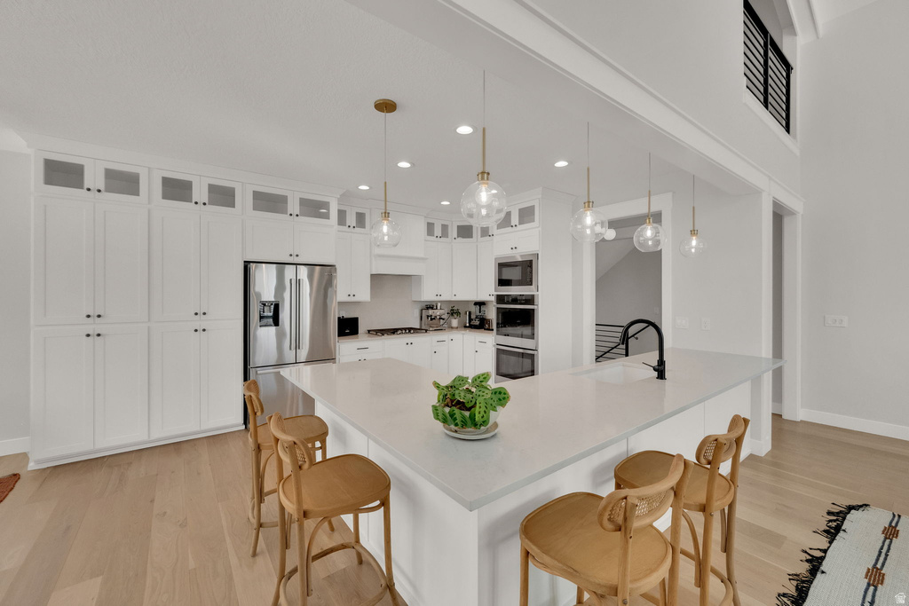 6889 W LAKE AVE South Jordan, UT 84009