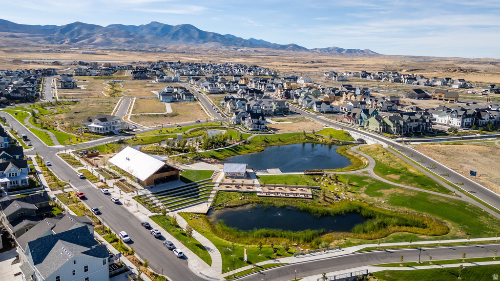 6889 W LAKE AVE South Jordan, UT 84009