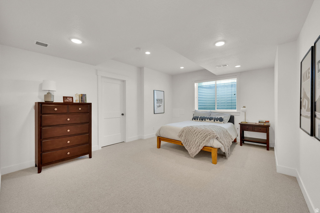 6889 W LAKE AVE South Jordan, UT 84009