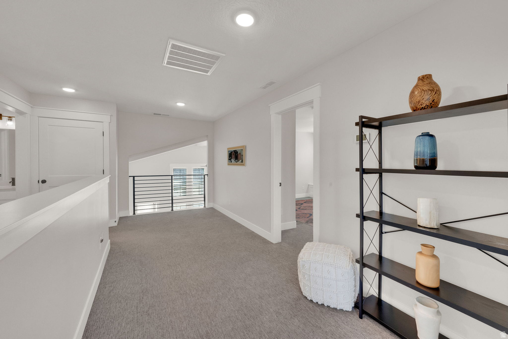 6889 W LAKE AVE South Jordan, UT 84009