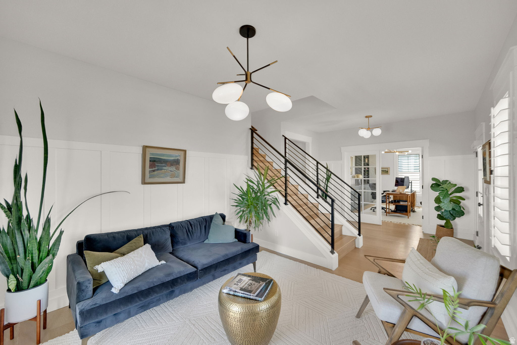 6889 W LAKE AVE South Jordan, UT 84009