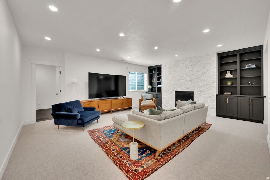 6889 W LAKE AVE South Jordan, UT 84009