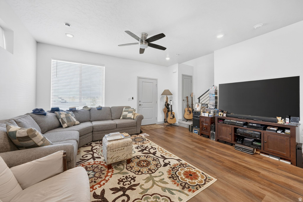 84 E FAIRMONT PL Saratoga Springs, UT 84045