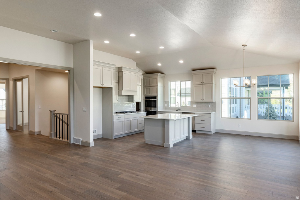 3005 S ROCK VIEW DR photo 2