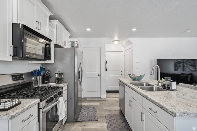 14921 S PELE LN Herriman, UT 84096