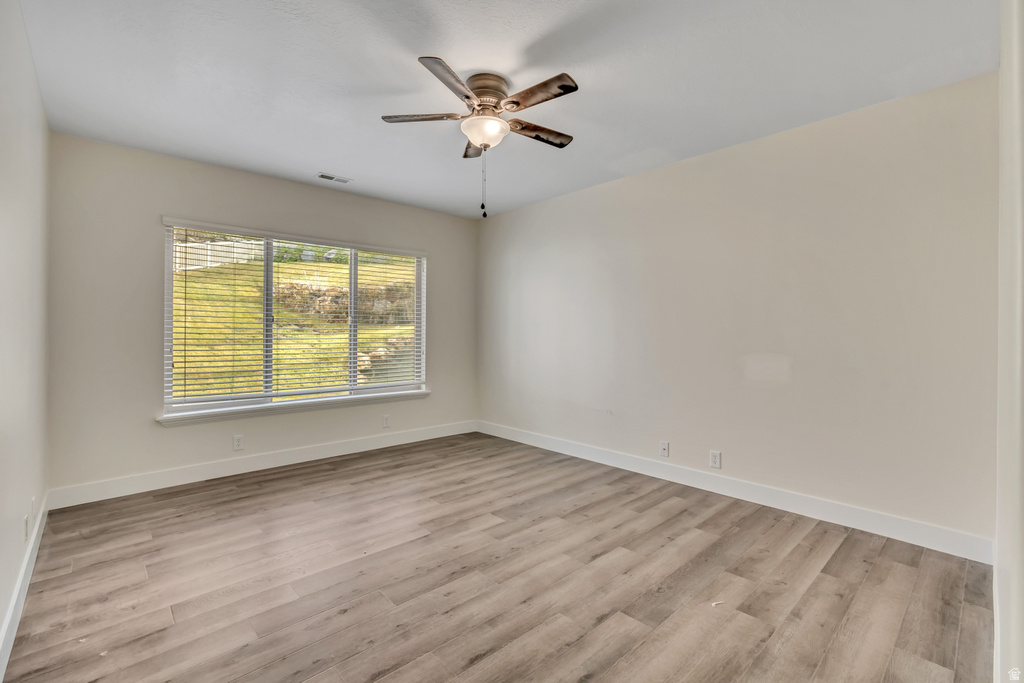 341 E EDGEMONT DR North Salt Lake, UT 84054