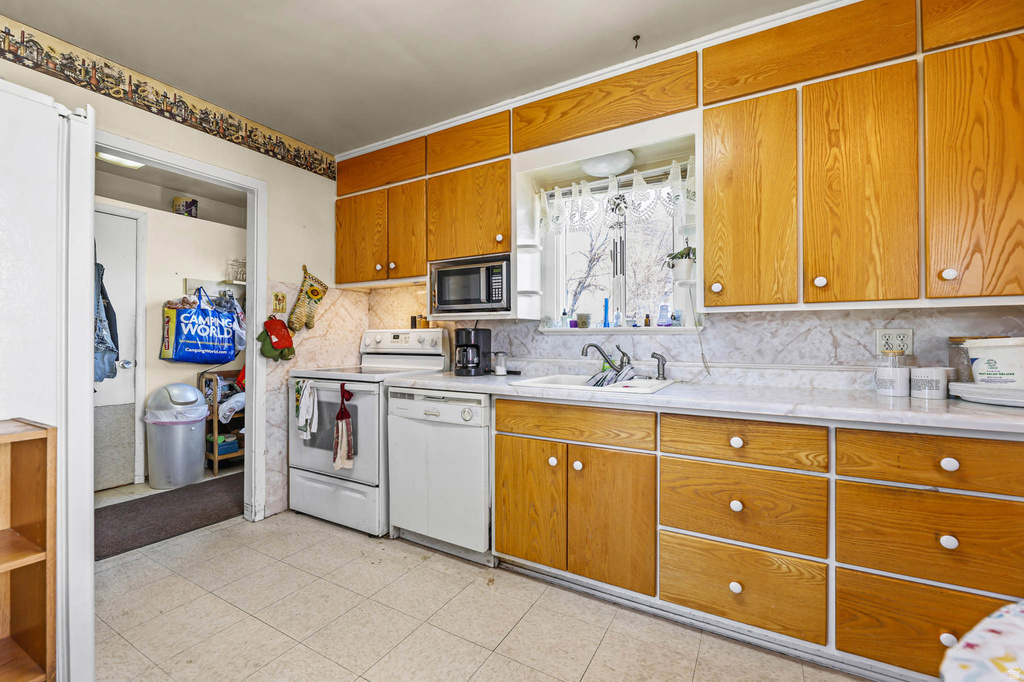 4548 S BOX ELDER ST Murray, UT 84107