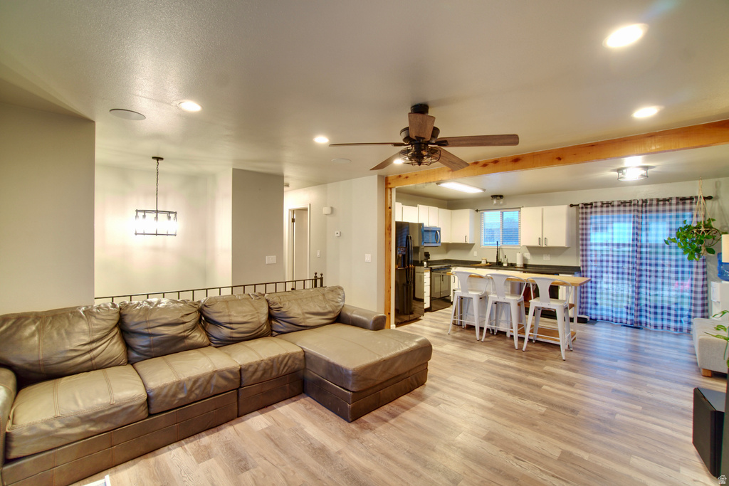 8129 W ARMORIDGE CIR Magna, UT 84044