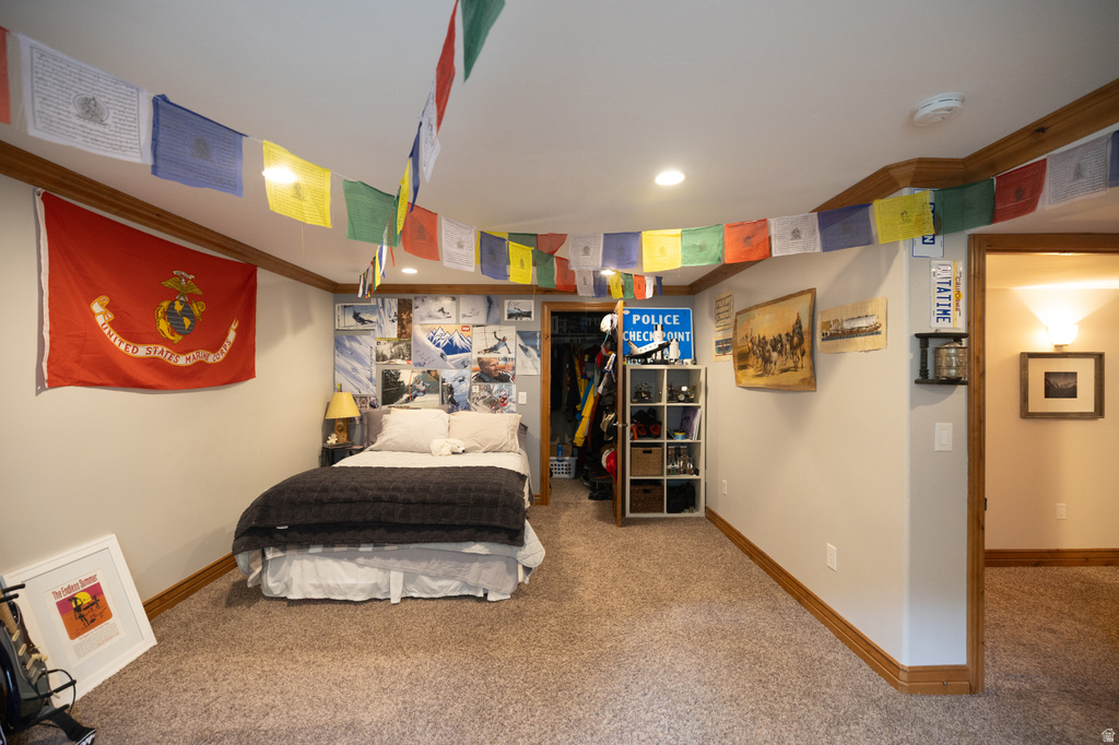 8867 S EAST HILLS DR Sandy, UT 84093