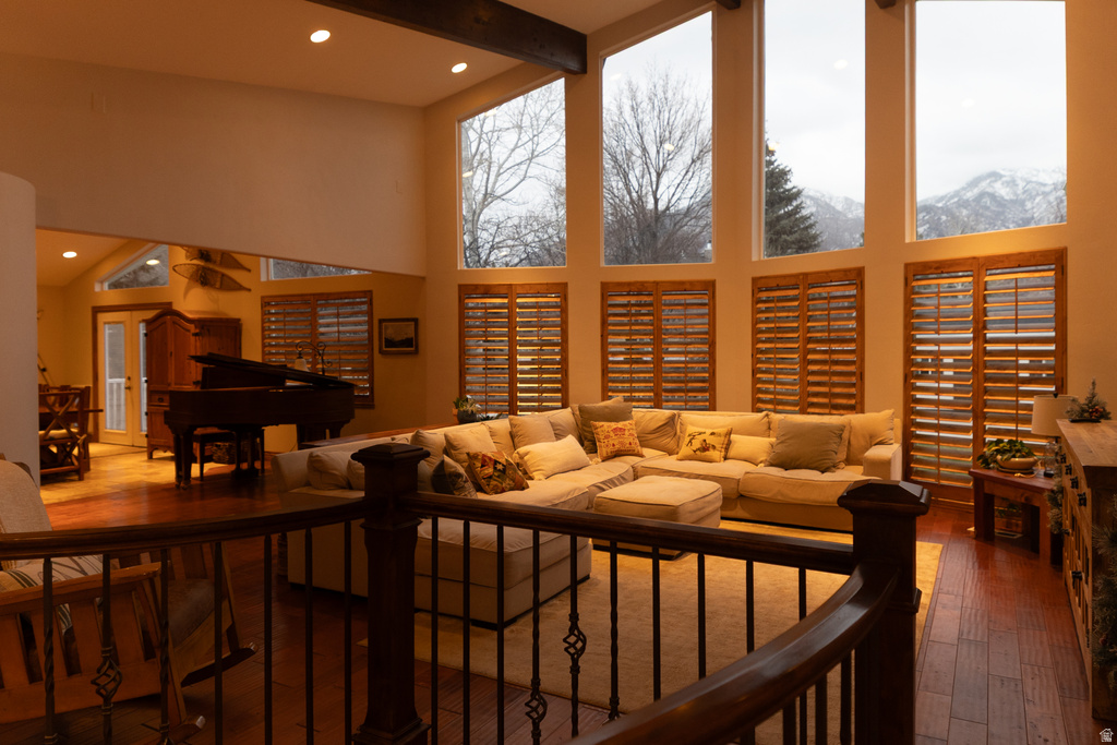 8867 S EAST HILLS DR Sandy, UT 84093