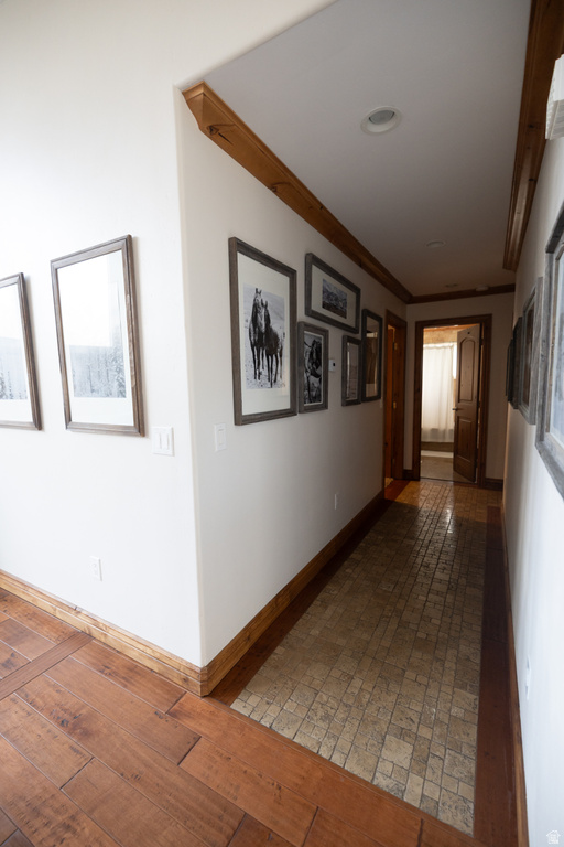 8867 S EAST HILLS DR Sandy, UT 84093