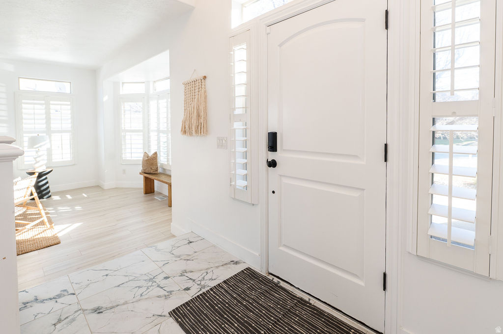 4222 W CHESTNUT VIEW DR DR South Jordan, UT 84009