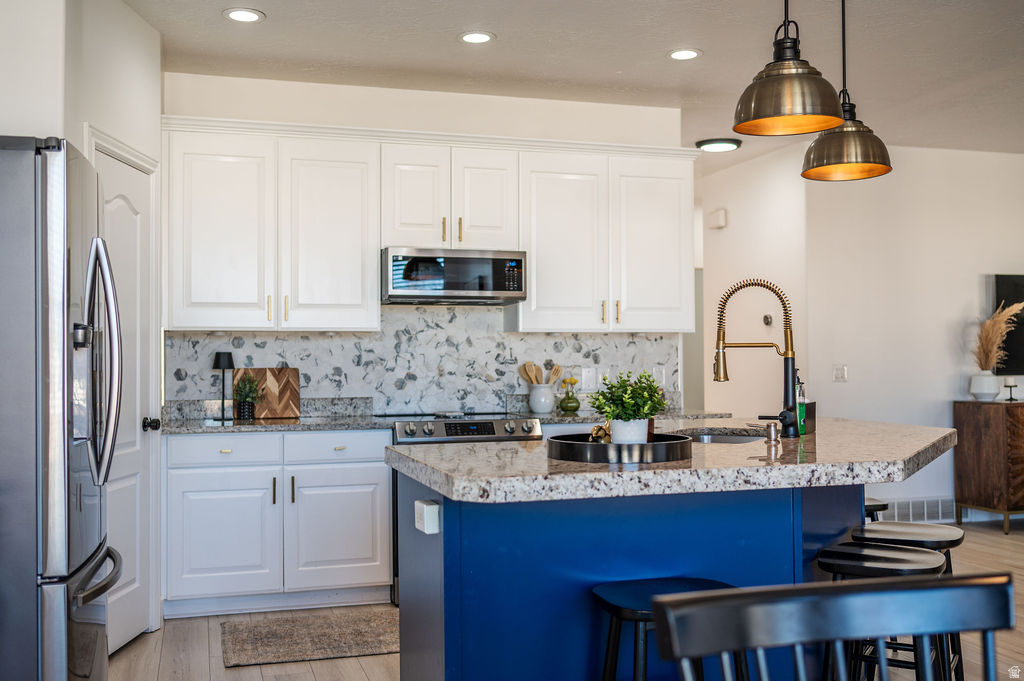 4222 W CHESTNUT VIEW DR DR South Jordan, UT 84009