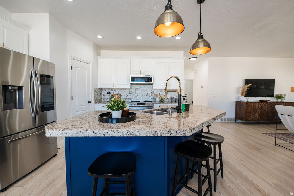 4222 W CHESTNUT VIEW DR DR South Jordan, UT 84009