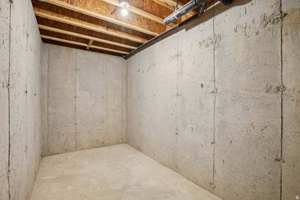 7924 S RANCHHAND RD West Jordan, UT 84081