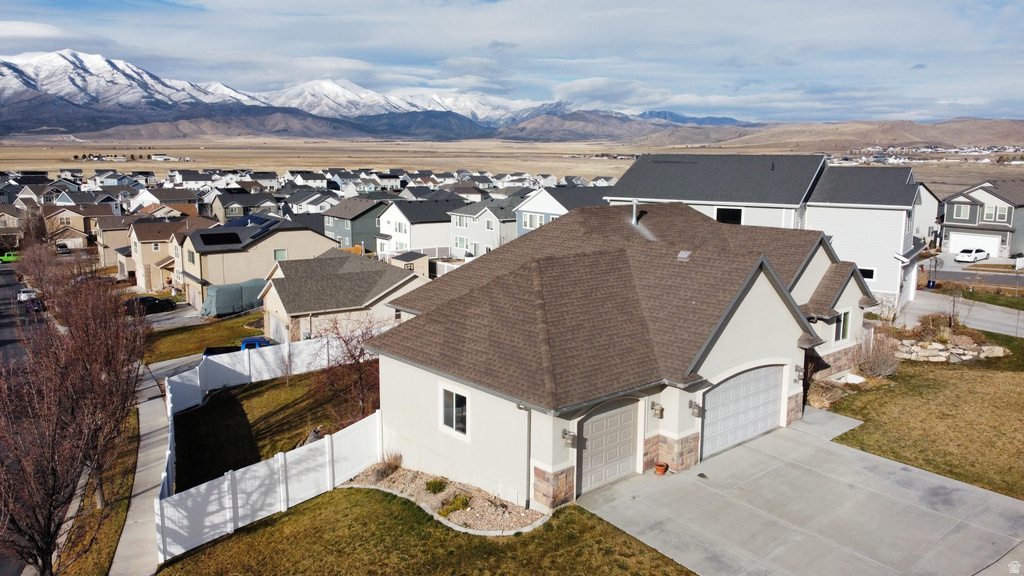 7817 N BLUE SPRUCE RD Eagle Mountain, UT 84005