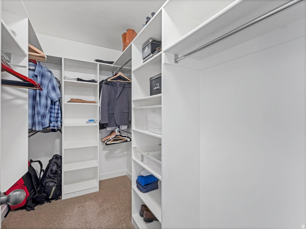 7817 N BLUE SPRUCE RD Eagle Mountain, UT 84005