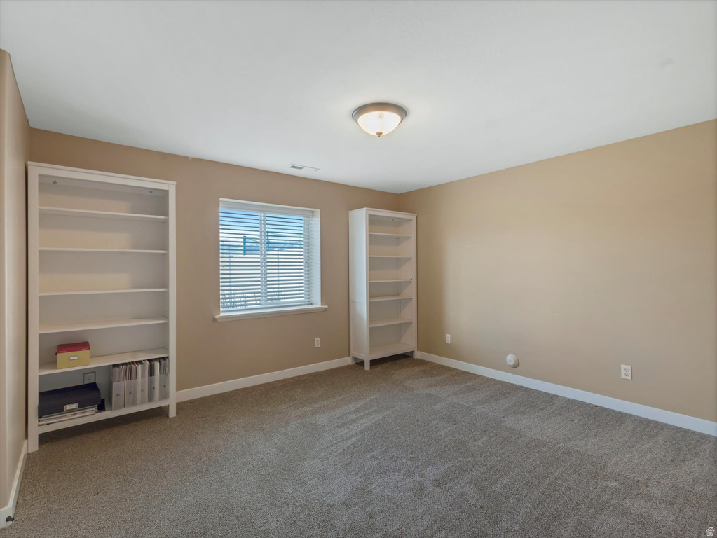 7817 N BLUE SPRUCE RD Eagle Mountain, UT 84005