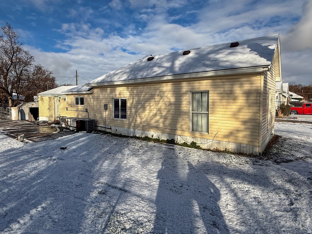 3237 JEFFERSON AVE Ogden, UT 84403