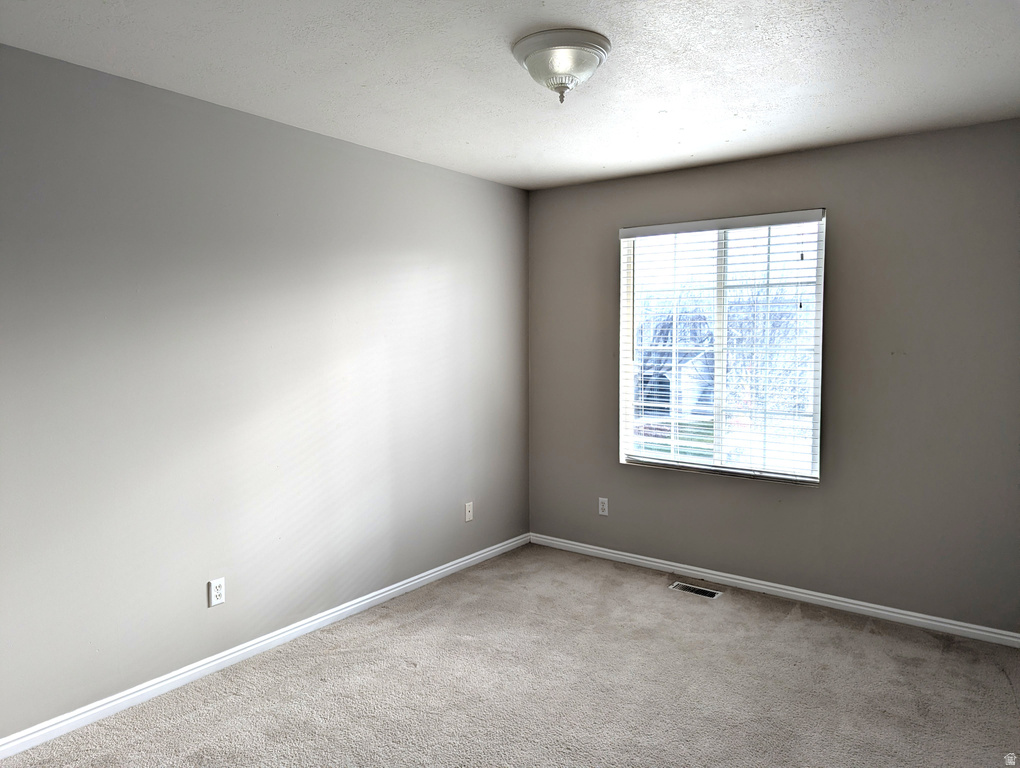 2928 W 2075 S Syracuse, UT 84075