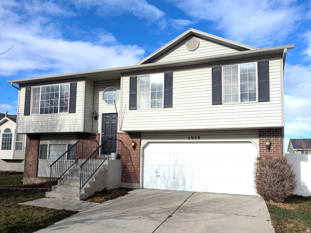 2928 W 2075 S Syracuse, UT 84075