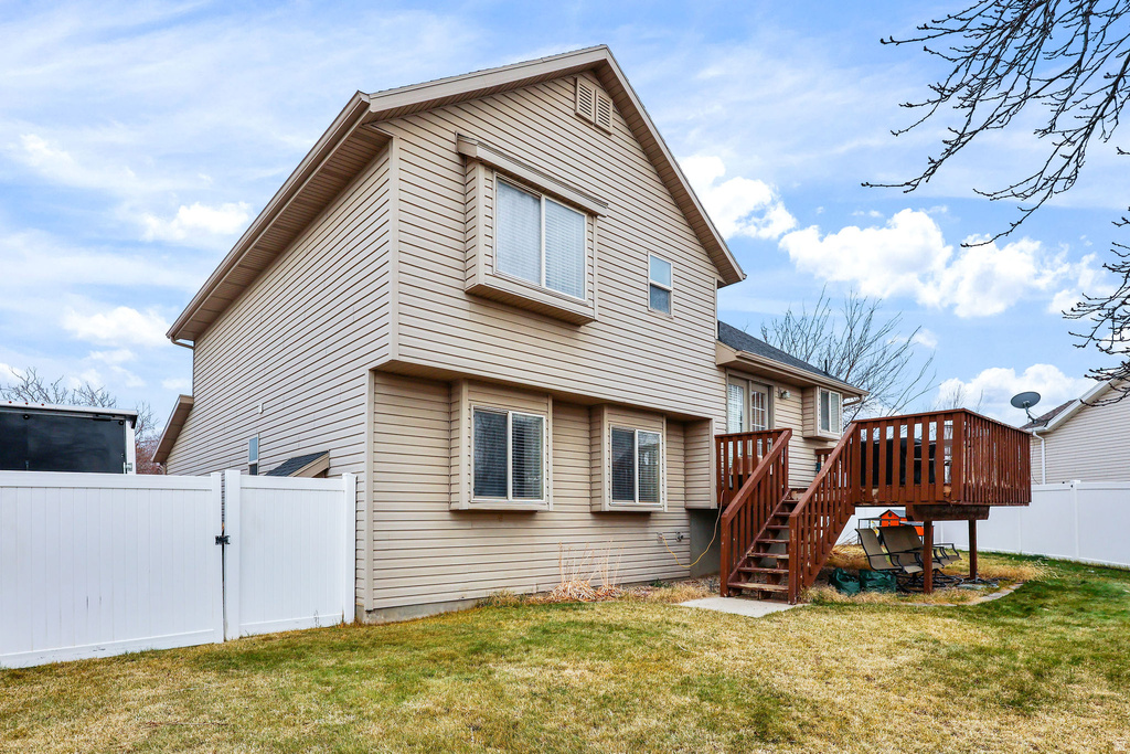 1263 N 780 W Clinton, UT 84015