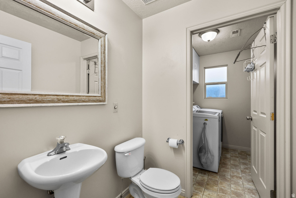 1263 N 780 W Clinton, UT 84015