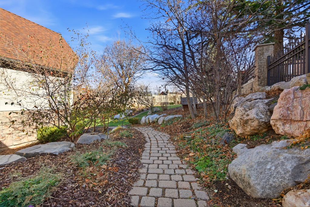 649 CORDOVA CT North Salt Lake, UT 84054