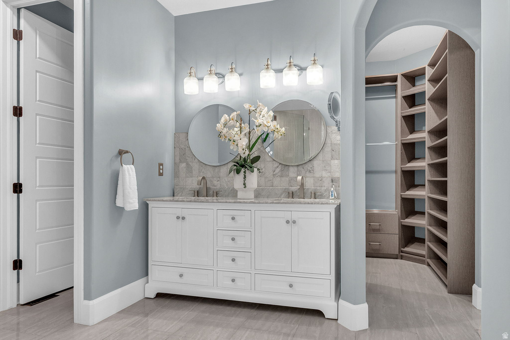 649 CORDOVA CT North Salt Lake, UT 84054