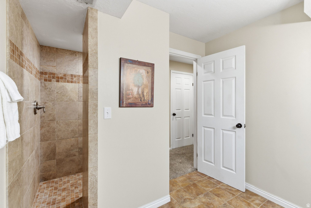 3581 E LONE BROOK LN Salt Lake City, UT 84121