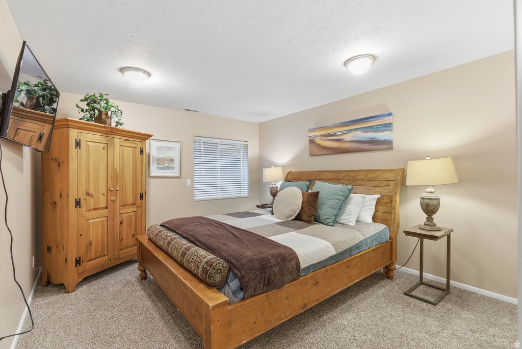 3581 E LONE BROOK LN Salt Lake City, UT 84121