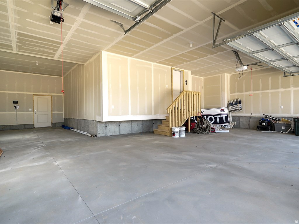 3286 S 2275 W West Haven, UT 84401