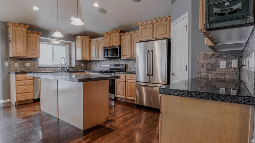 1862 W 1690 S Woods Cross, UT 84087