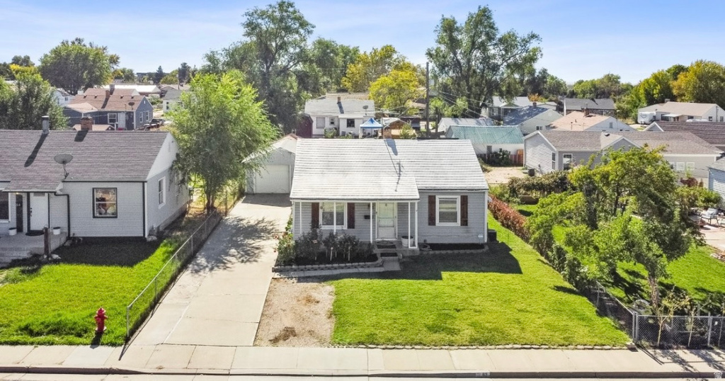 62 VILLA DR Clearfield, UT 84015