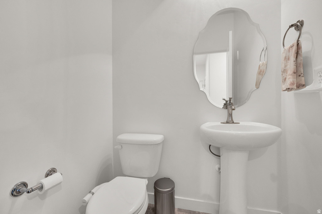 1052 W VALOR CT Bluffdale, UT 84065