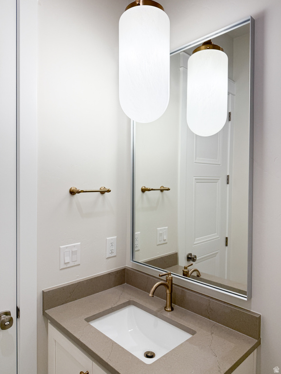 71 E POWELL ST #106 Vineyard, UT 84059