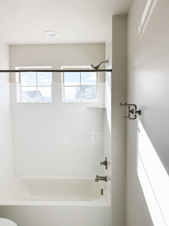 71 E POWELL ST #106 Vineyard, UT 84059